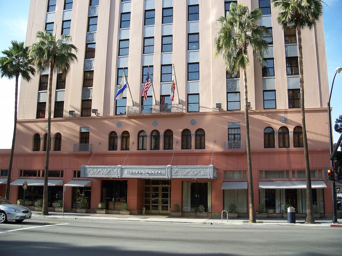 The stepped Art Deco front of Hotel De Anza on West Santa Clara Street